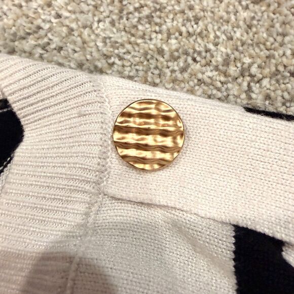 Mazik Striped V-Neck Sweater w/ Gold Buttons - Size Small - Picture 5 of 10